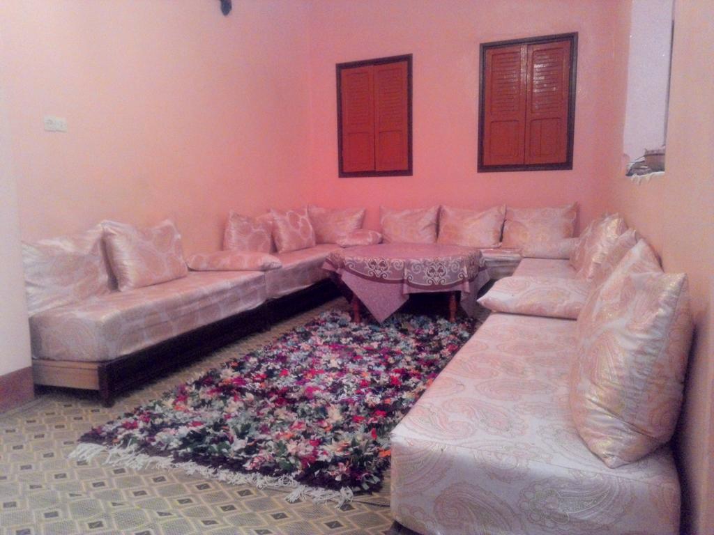 Maison D'Hotes Chez Souad Taliouine Habitación foto